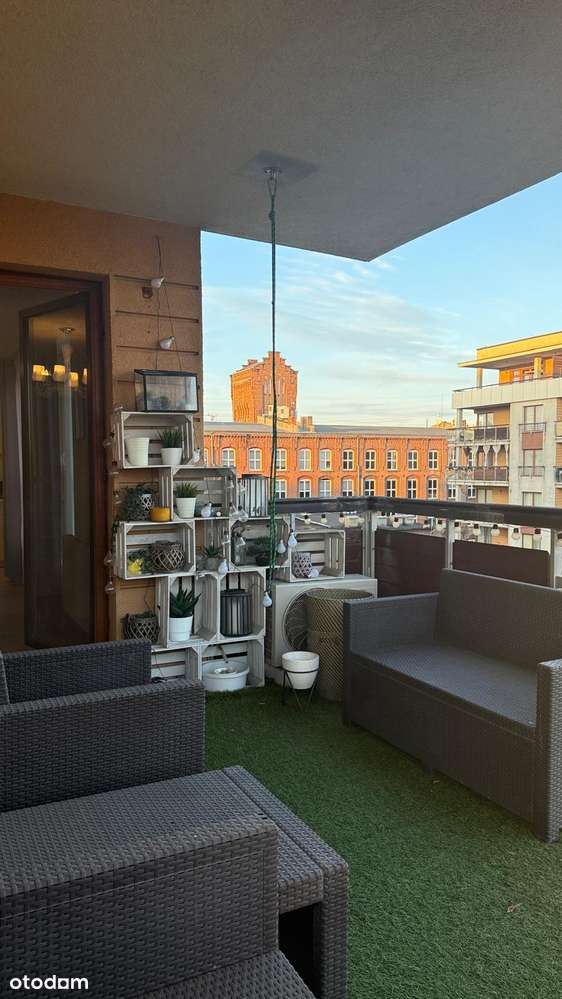 Apartament z miejscem postojowym - ul. Karolewska-12