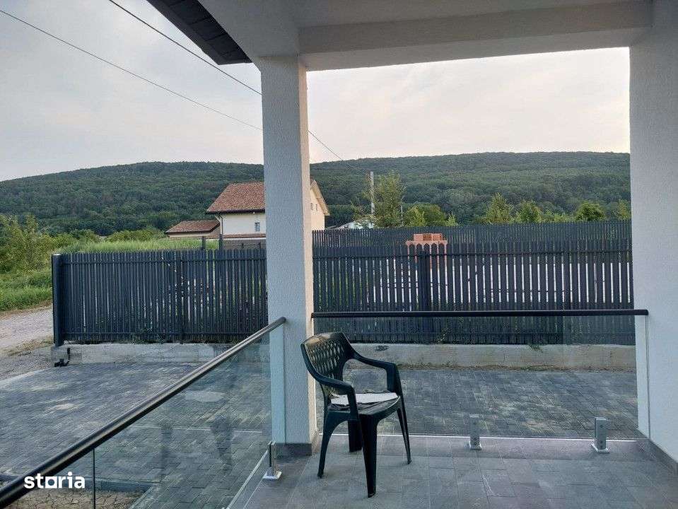 Casa noua in Hemeius - Imagine principală: 5/18