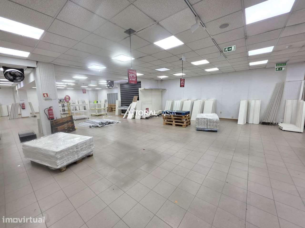 Loja no Centro de Aveiro - 520 m2 - Grande imagem: 2/21