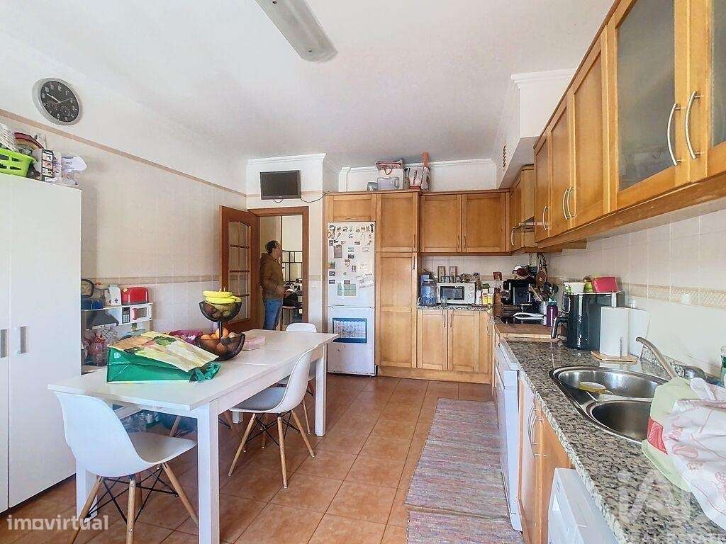 Apartamento T2 em Nossa Senhora da Conceição e São Bartolomeu de 98,00 - Grande imagem: 4/16