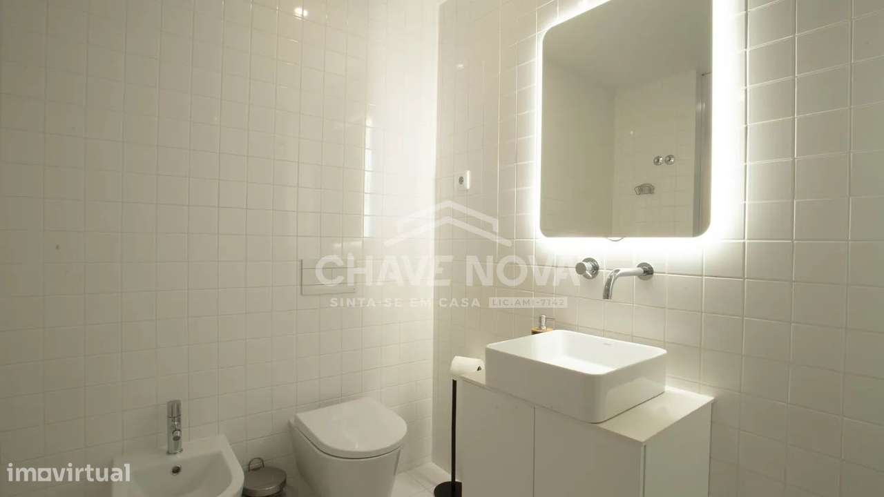 Apartamento T2 junto ao El Corte Inglês - Gaia Refª SD/04711/RS-19