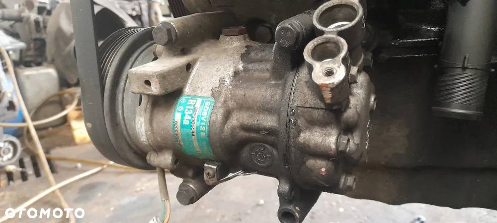 Kompresor klimatyzacji 1.5 DCI Renault Clio 3 III 8200365787 - 1