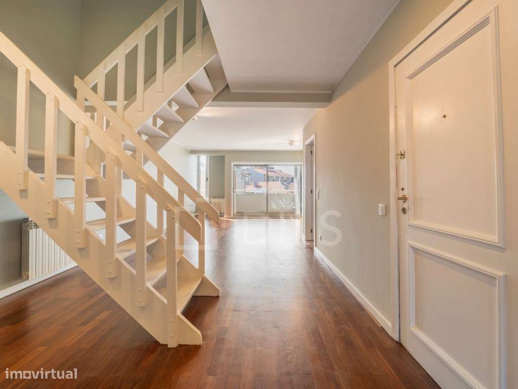 Apartamento T3 com varandas, na Foz do Douro, Porto - Grande imagem: 5/17