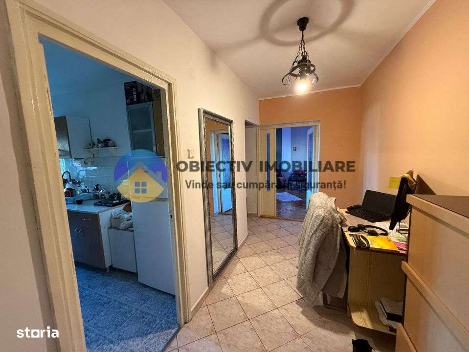 Garsoniera spatioasa de vanzare – 67,76 mp – Zona 1 Mai - Imagine principală: 5/13