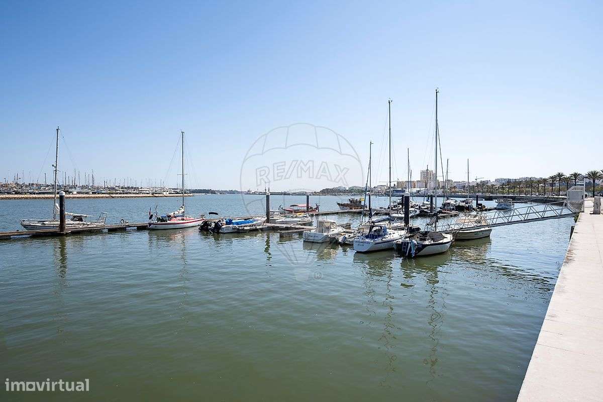 Moradia T1 para venda-16