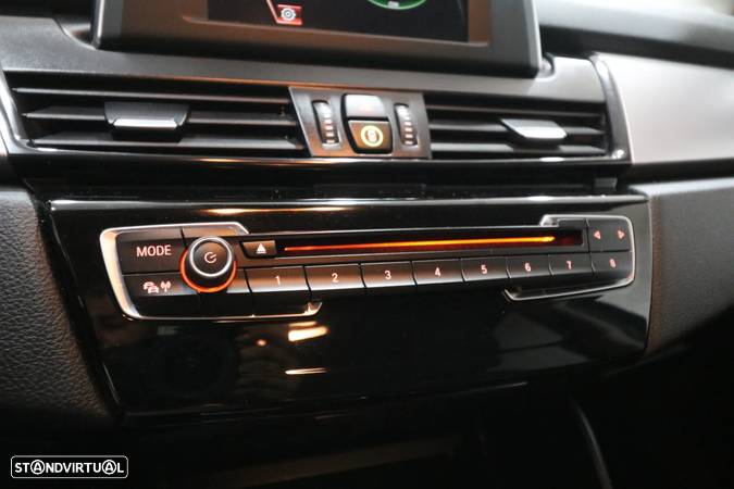 BMW 218 Active Tourer d Advantage Auto - 27