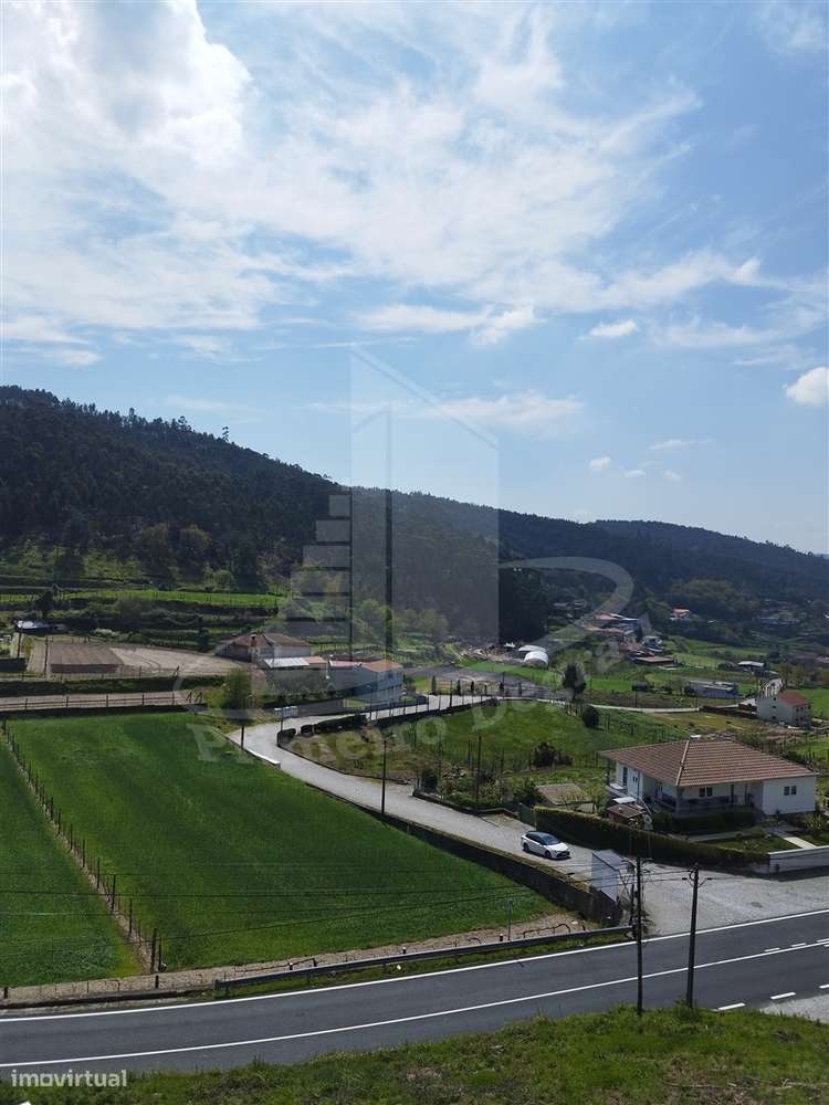 Gaveto em fase avançada de construção-32