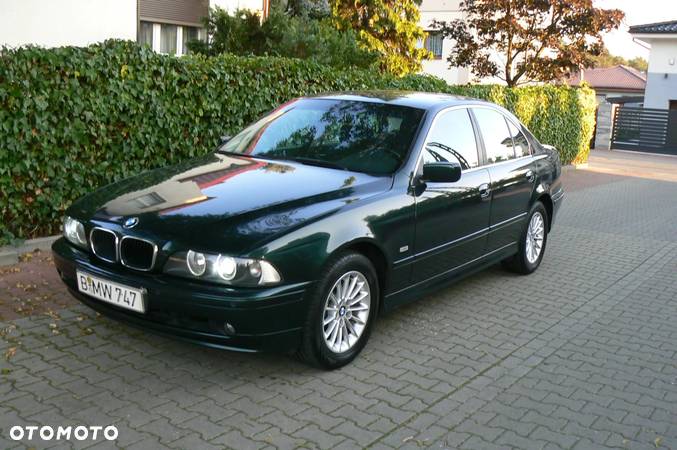 BMW Seria 5 530i - 1