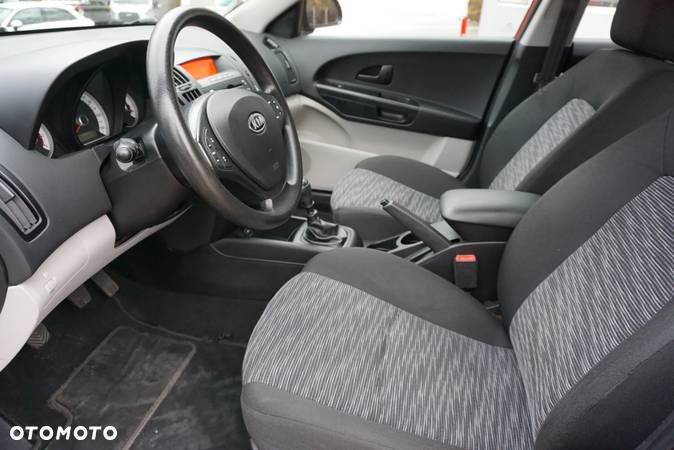 Kia Ceed Cee'd 1.4 Comfort - 8