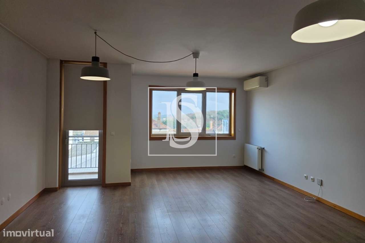 Apartamento T2 Duplex em Tondela - Grande imagem: 5/23