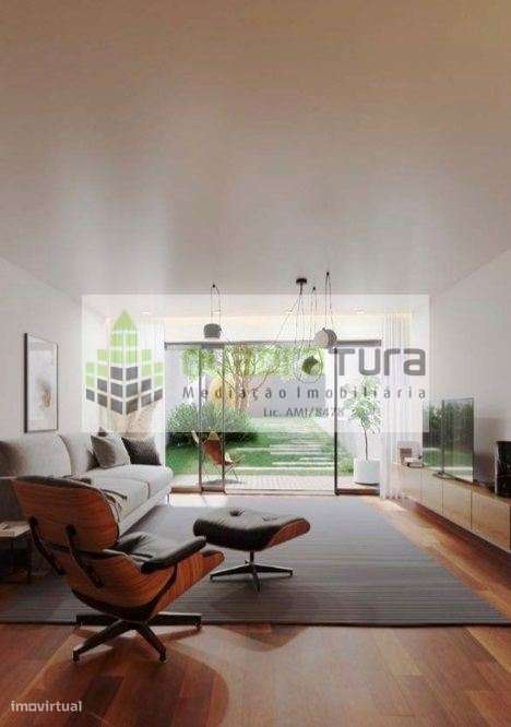 Apartamento T1+1 Duplex com JARDIM | Av. Fernão Magalhães | Porto - Grande imagem: 4/11