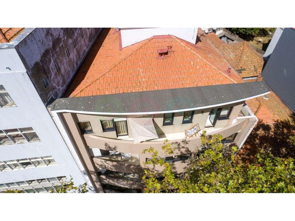 Apartamento T3 no Passeio das Fontaínhas, Centro do Porto-1