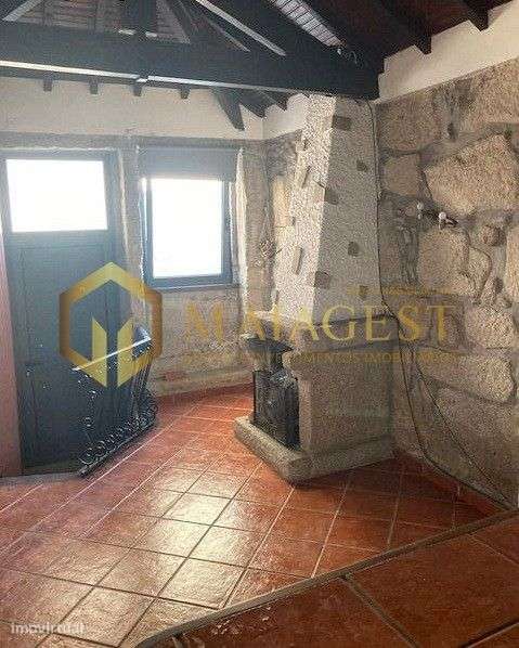 Moradia V1 recuperada junto a estação de metro - Grande imagem: 3/11