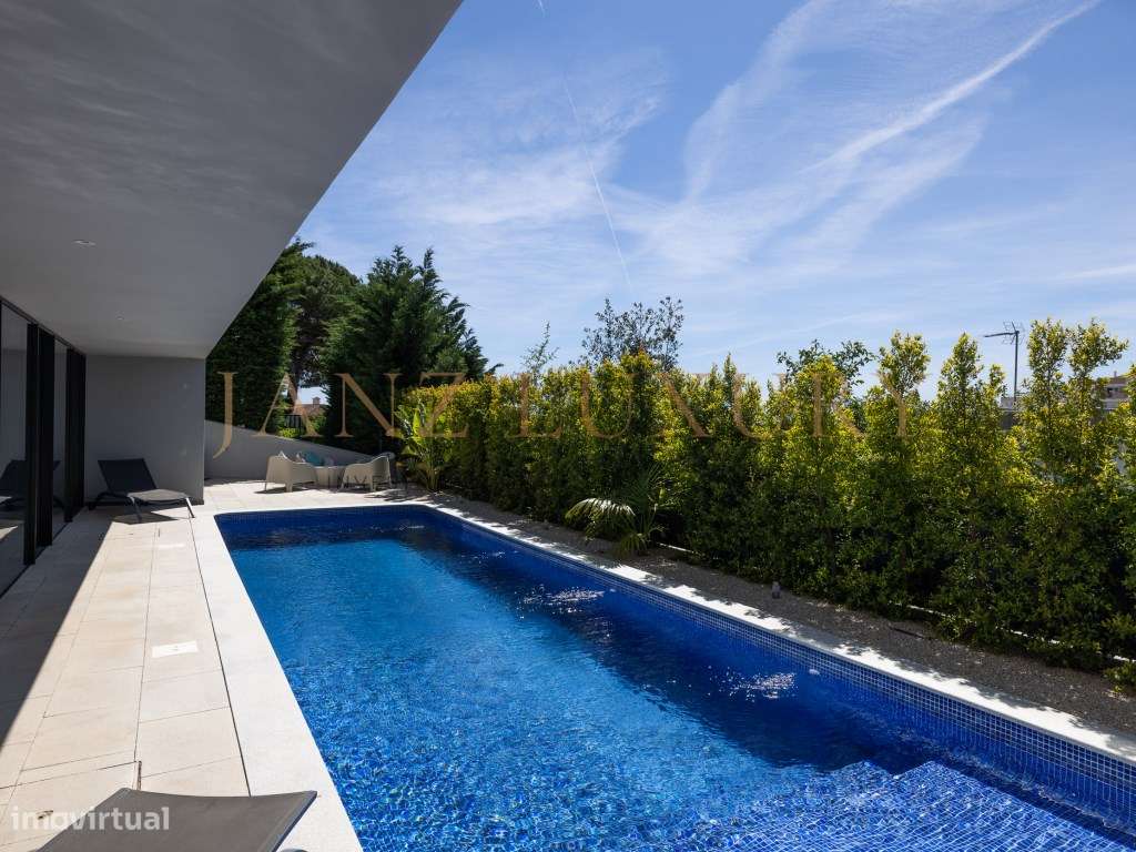 Moradia T4 Contemporânea com Vista Mar Total e Rooftop | Paço de Arcos-43