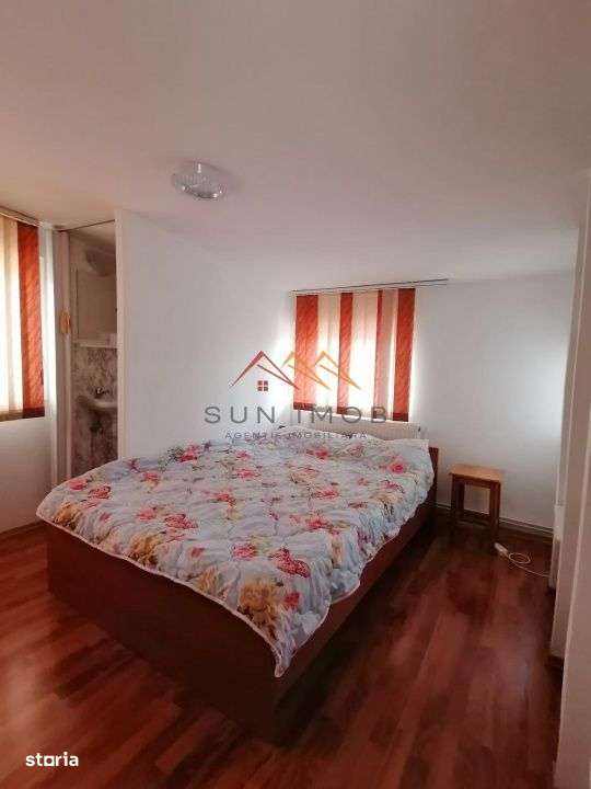 Apartament in vila, 3 camere, centrala termica, liber - Imagine principală: 4/6