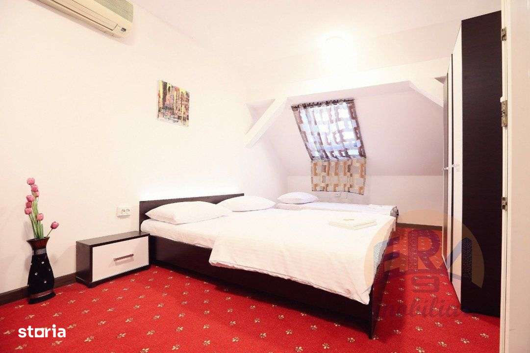 Casa cu 3 apartamente, P-ta Unirii , Str. Primariei - Imagine principală: 3/19