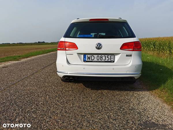 Volkswagen Passat 2.0 TDI Comfortline - 6