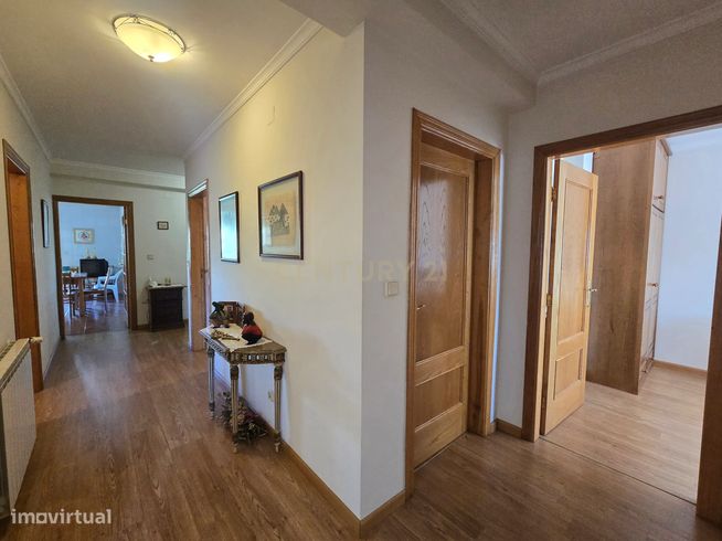 Apartamento T3 + 1 em Bragança-17