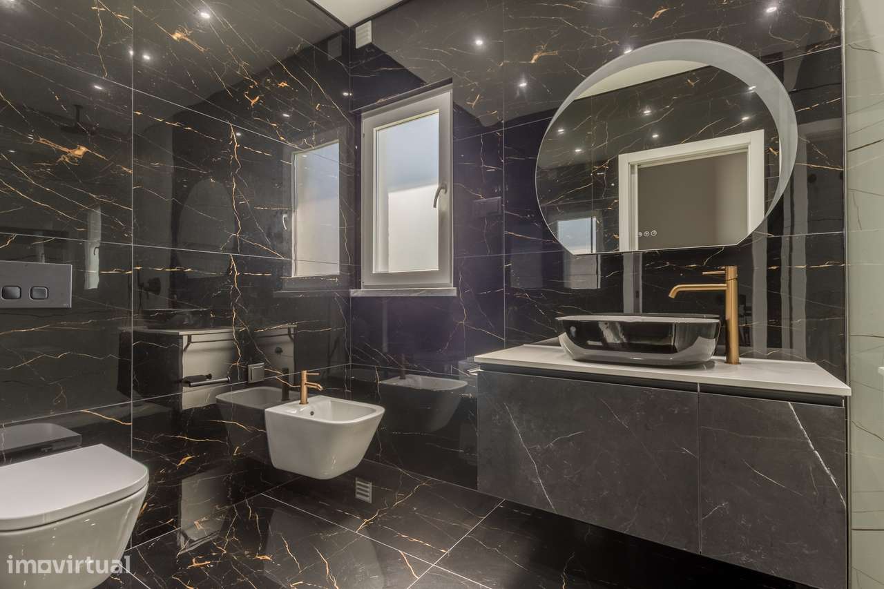 Vila Alegre / Fernão Ferro - Luxuosa moradia térrea T3 lote de 2775 m²-14