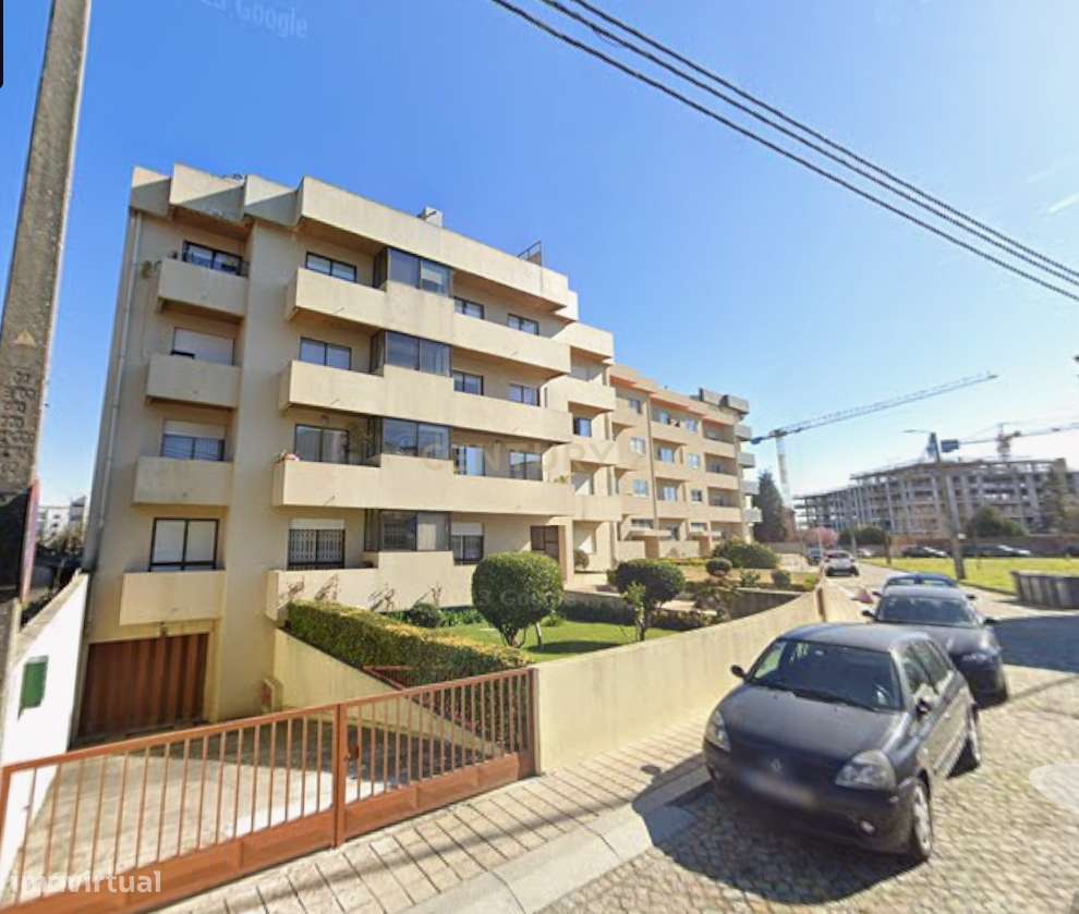 Apartamento T3 em Aguas Santas com Suite e garagem-21