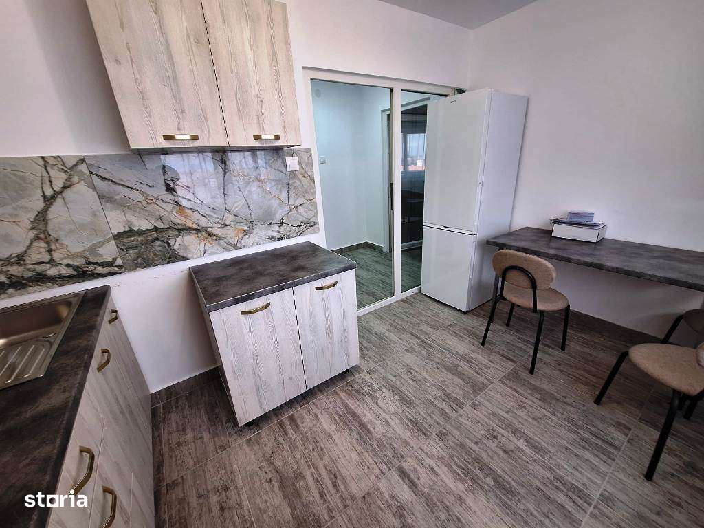 Inchiriem Apartament 2 Camere Modern Semidecomandat Centrul Civic - Imagine principală: 3/10