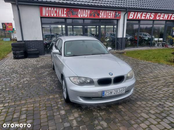 BMW Seria 1 118i - 12