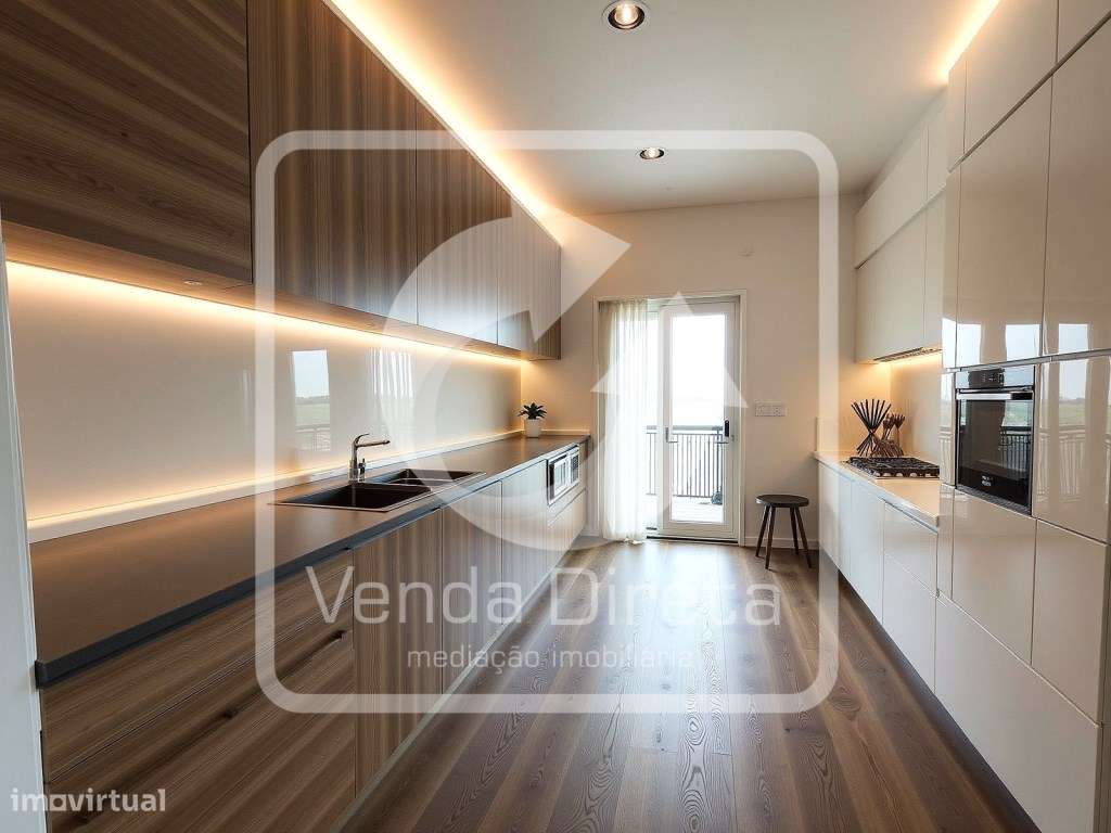 Apartamento T3 Com 155 M Parqueamento E Arrecadacao Montijo