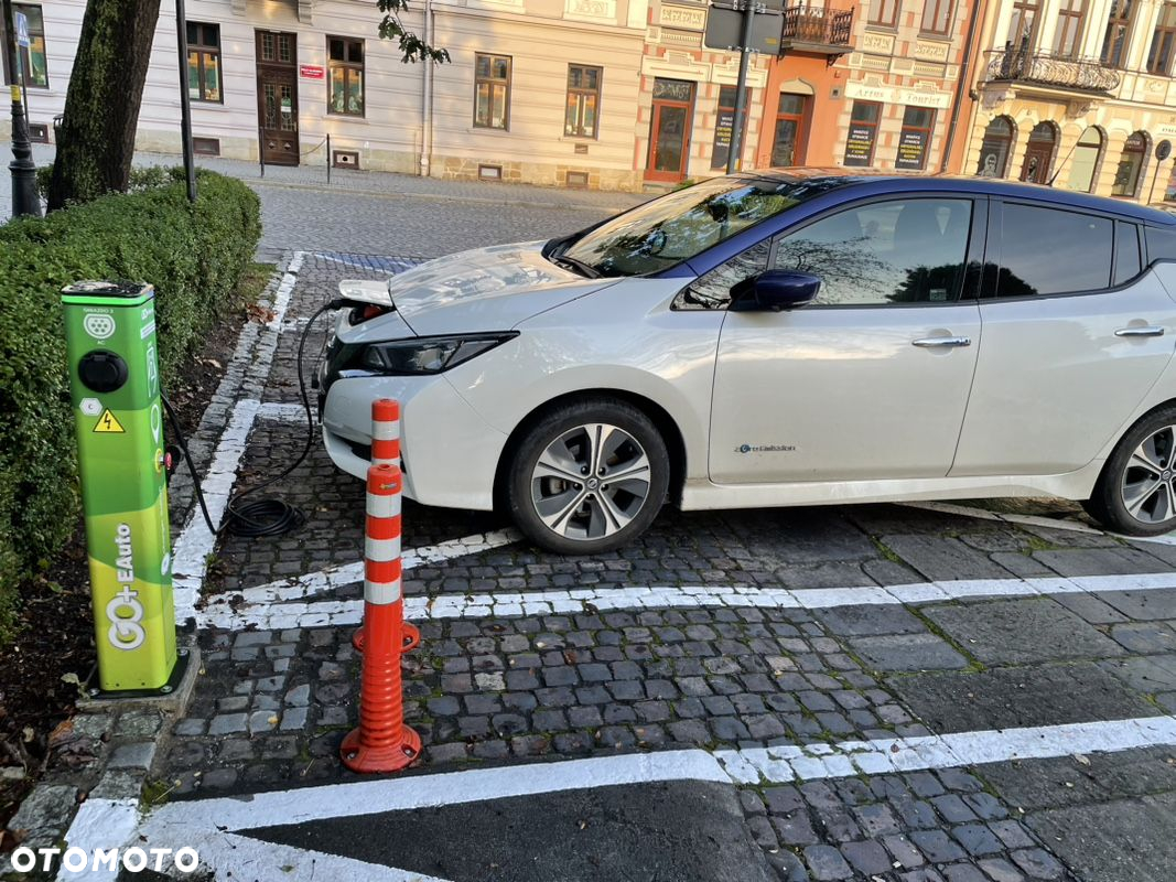 Nissan Leaf 40kWh Tekna - 4