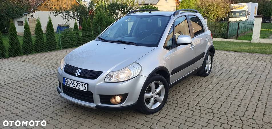 Suzuki SX4 1.6 VVT 4x2 Comfort - 1