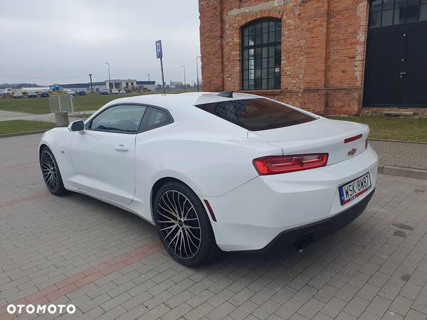 Chevrolet Camaro Coupe 2.0 - 3