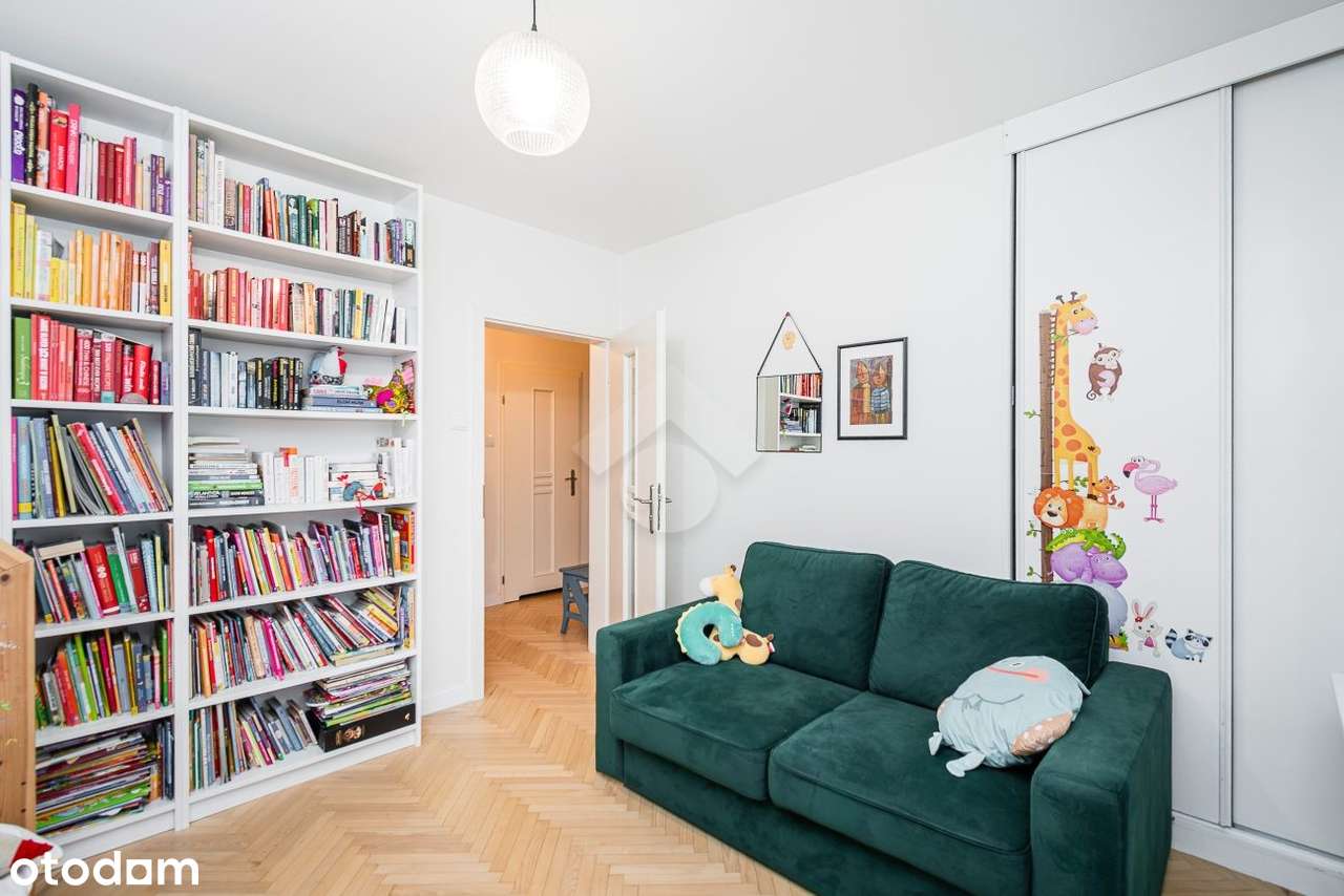 3-pokojowe przestronne mieszkanie z dużym salonem oraz osobną kuchnią-8