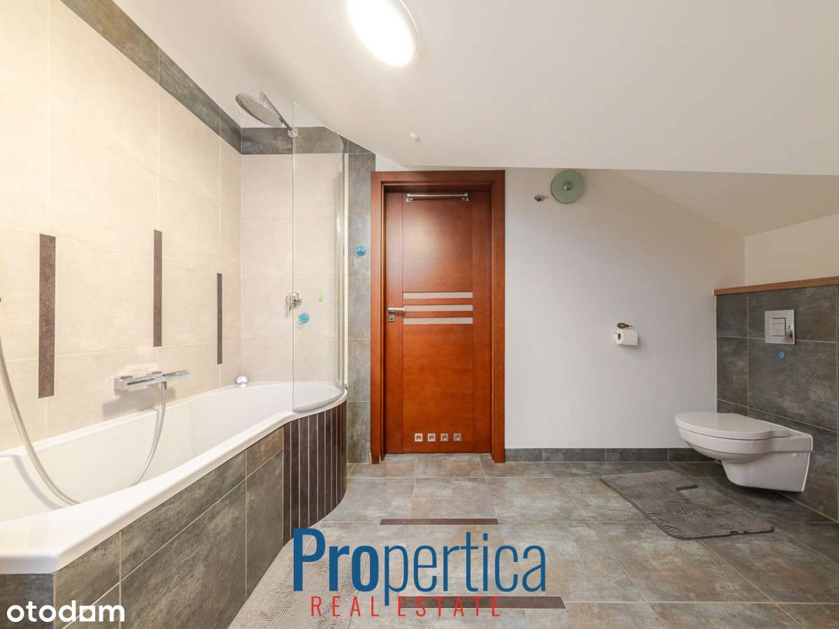 Komfortowe 7pokoi!   Dom  na osiedlu pośród lasu.-13