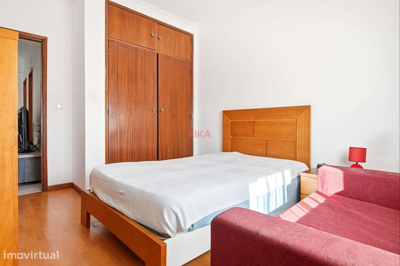 T2 no Seixal junto à Baía-11