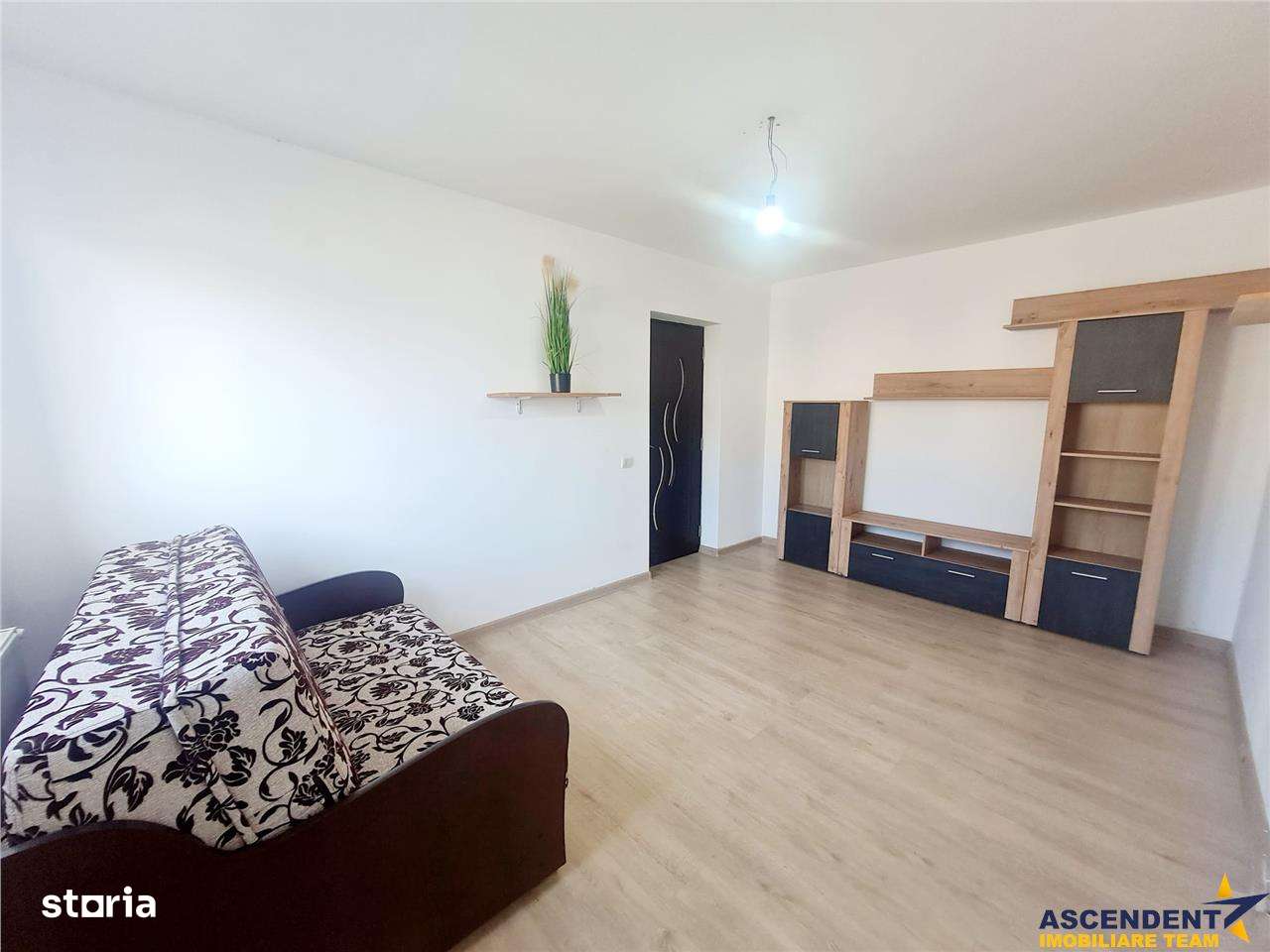 3D! Casa recent finalizata, curte proprie, Tarlungeni, Izvor, Brasov - Imagine principală: 4/20