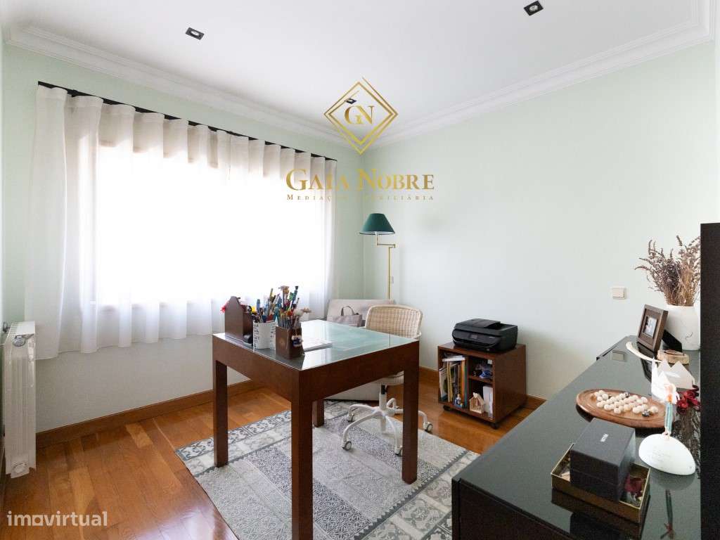 Moradia T4 em Vilar do Paraíso-18