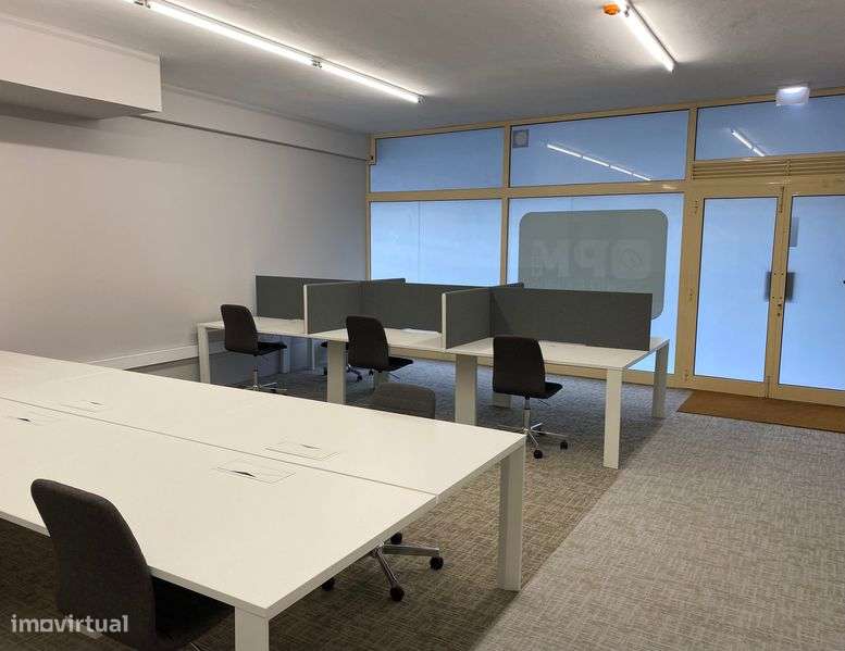 Escritório completamente renovado e equipado - Grande imagem: 2/7