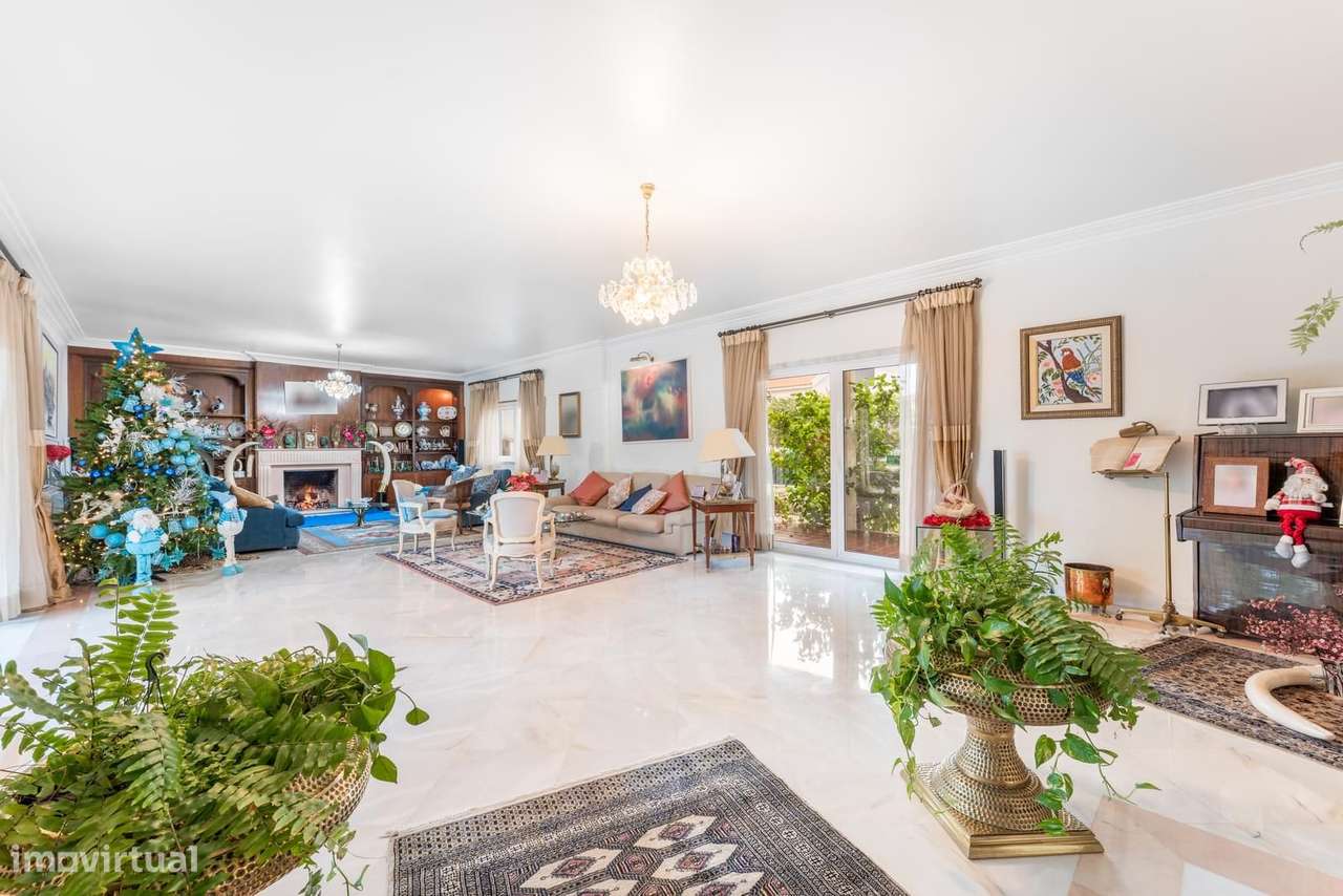 Moradia T4 + 2 com jardim, Nova Oeiras, Oeiras - Grande imagem: 5/41