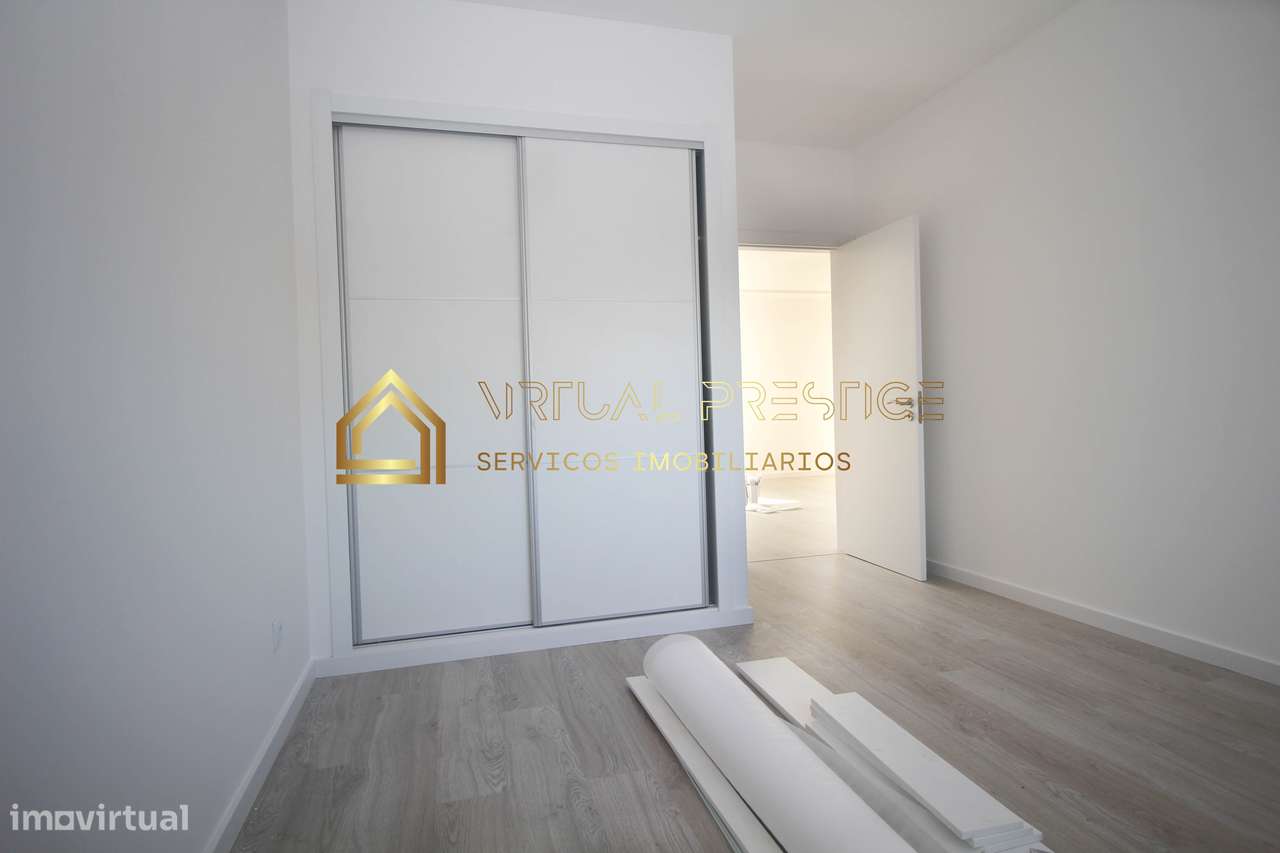 Moradia geminada T4 em construção | varandas + logradouro | Fernão...-12