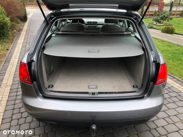 Audi A4 Avant 2.0 TDI - 19