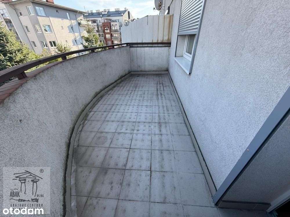 3 pokojowe Literacka , osobna kuchnia duży balkon , piwnica , garaż-14