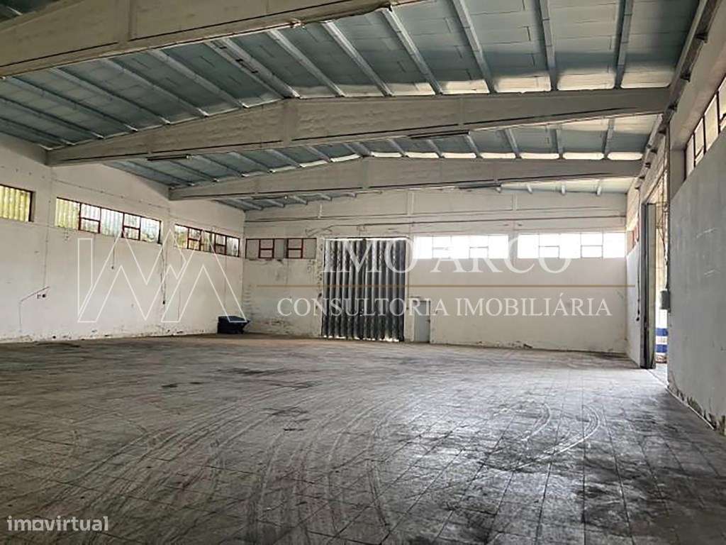 Armazém de 2 pisos, em Vila Real - Grande imagem: 4/12