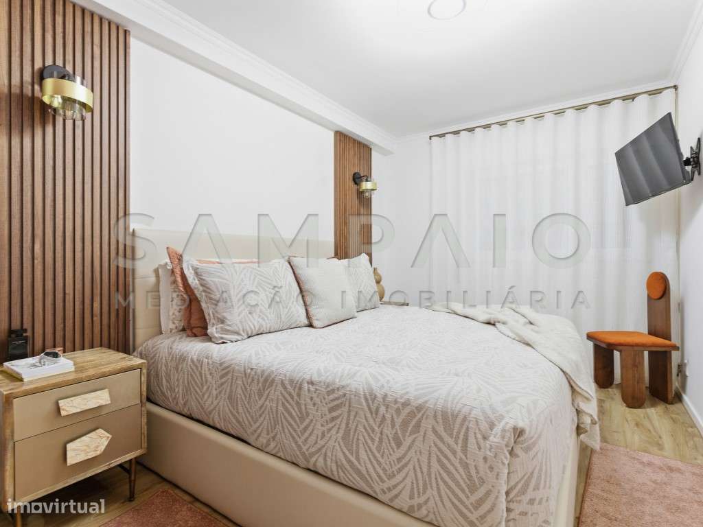 Apartamento T3 - Valbom - Recuado!-16