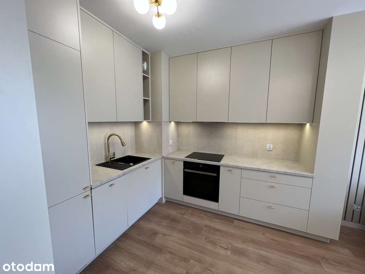 Eleganckie 2 pokoje z balkonem i garażem – ul. Zauchy/Banacha-3