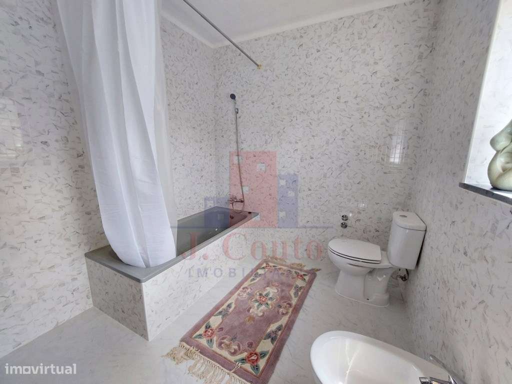 MoradiaT6 em Caldas da Rainha-41