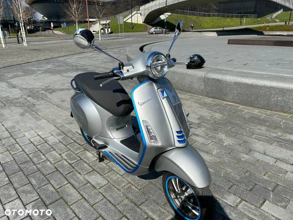 Piaggio Vespa - 1