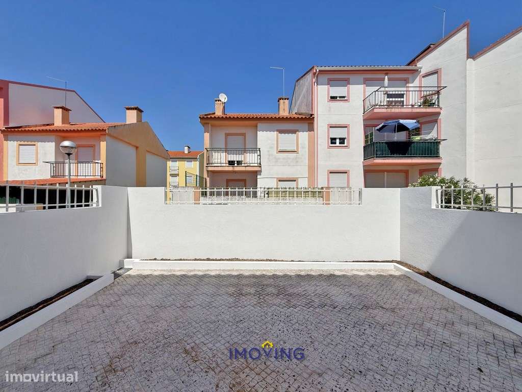 Moradia T3+1 em Vila Nogueira de Azeitão-9