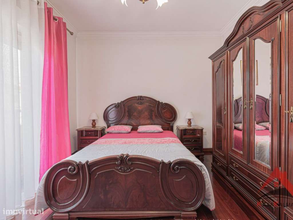 Moradia Isolada T4 com Aproveitamento de Sótão - Quinta do Conde-54