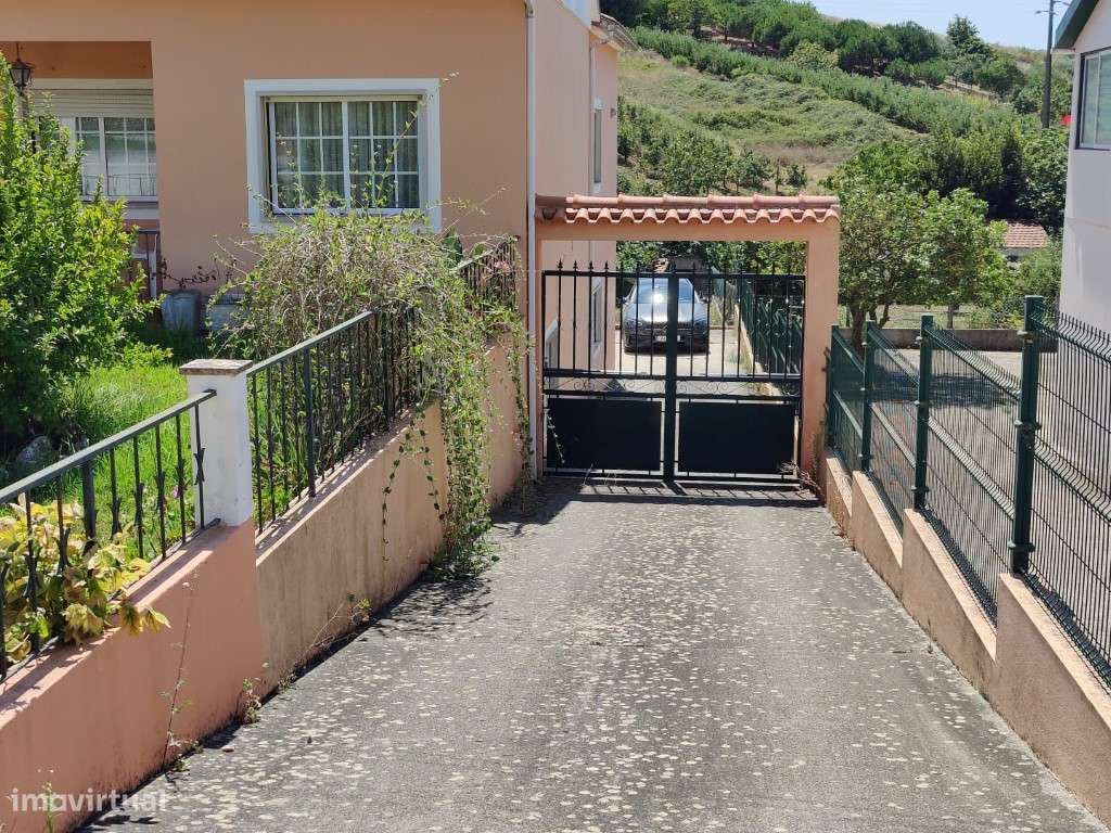 Moradia de 3 quartos entre a Serra e o Mar - Grande imagem: 4/43