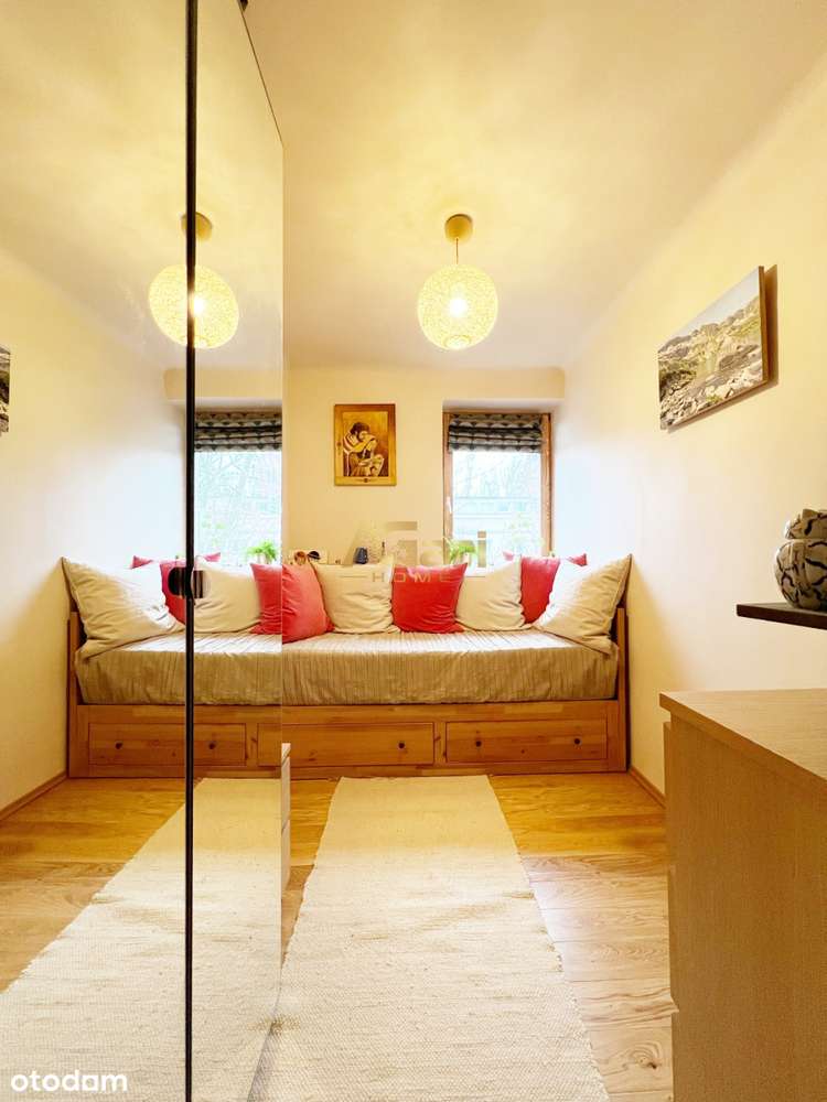 Muranów, kompaktowe 2p+Oddzielna kuchnia.Kamienica-2