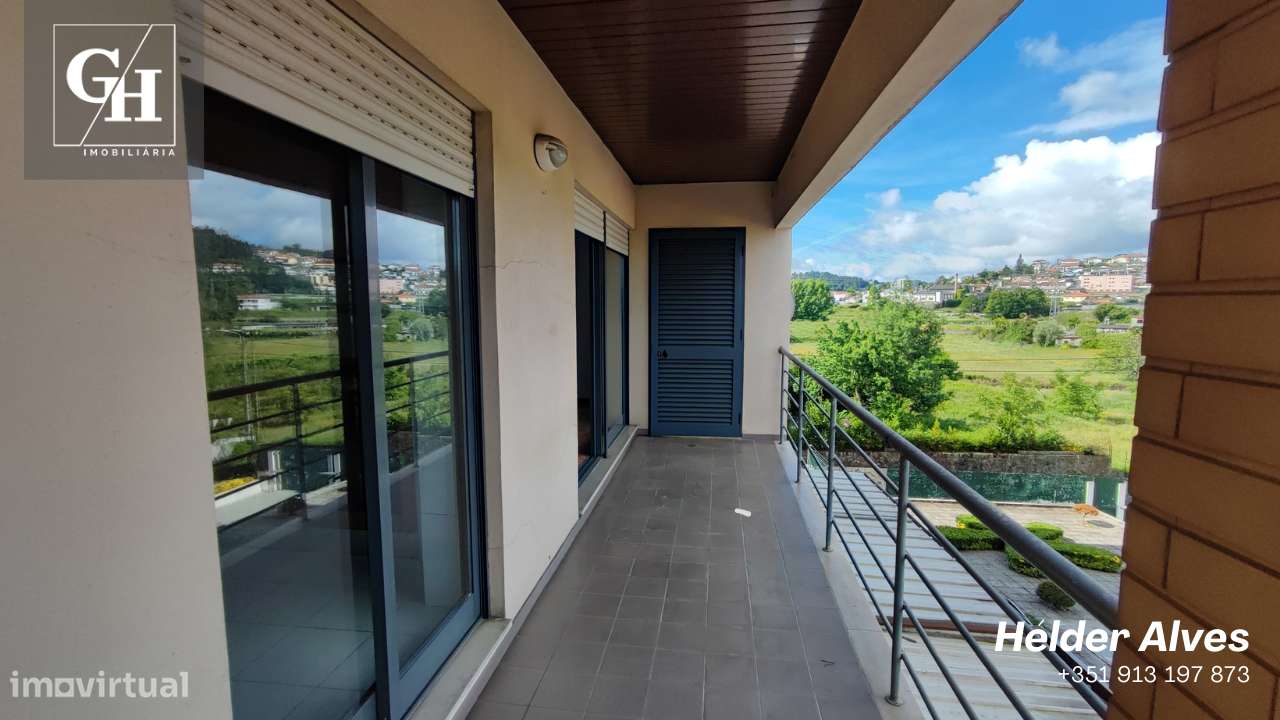 Apartamento T2 em Calendário com garagem fechada-28